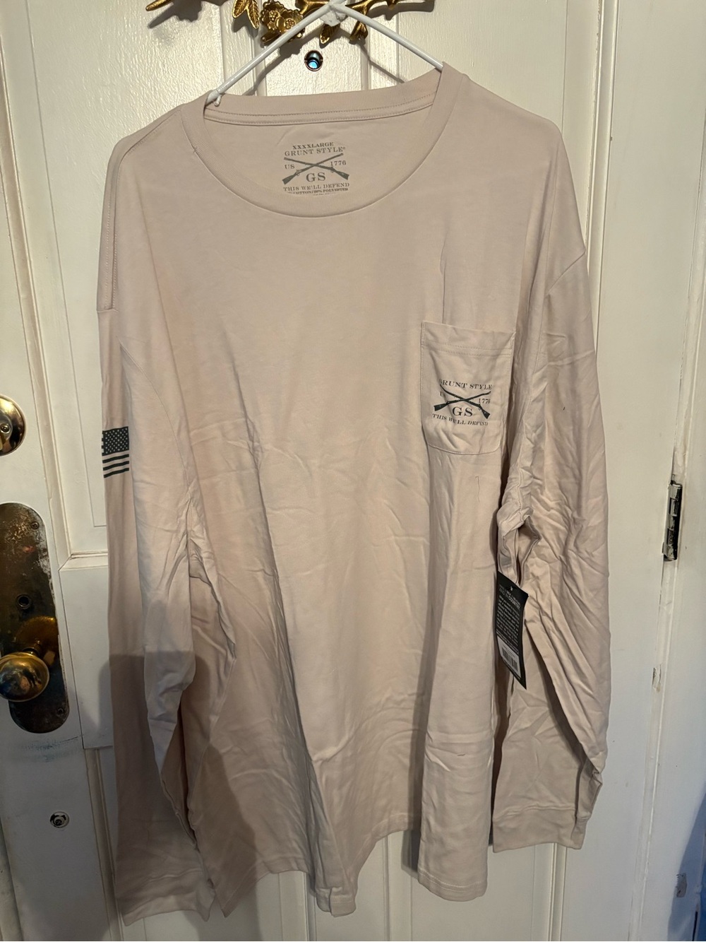 Grunt Style Men's Long Sleeve Tee in Pale Beige